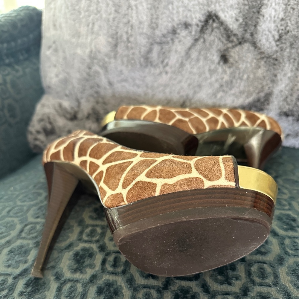 Michael Kors Peep Toe Heels - Picture 6 of 7
